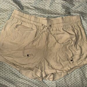 Women’s Beige/ Tan Linen Shorts